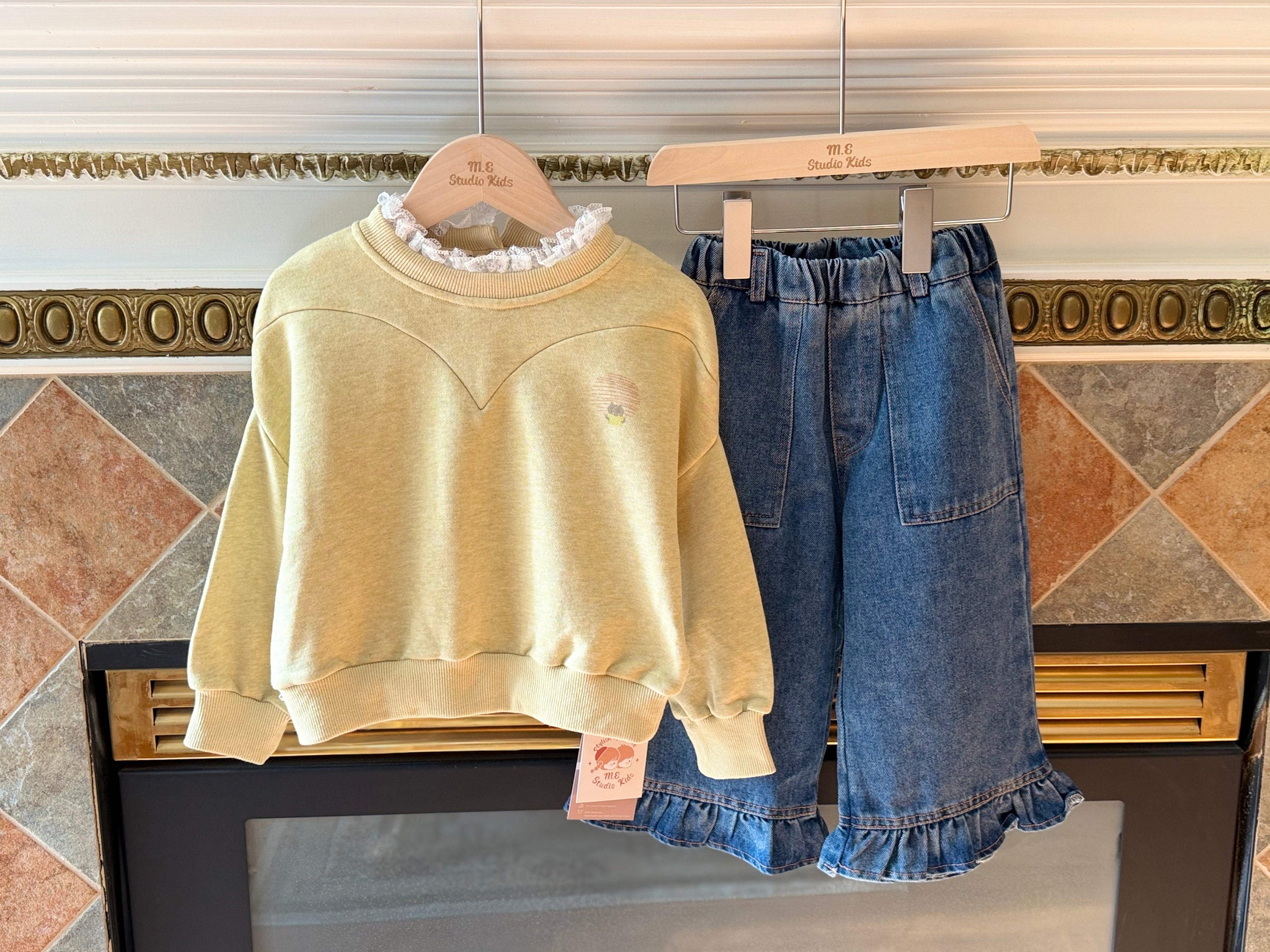 Soft Lace Mist Sweatshirt M.E Studio Kids